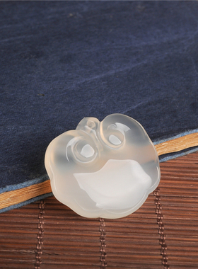 巴西玉髓如意锁玛瑙挂件吊坠项链