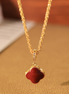 轻奢复古高级感红色爱心双面贝壳项链简约设计气质百搭18K锁骨链