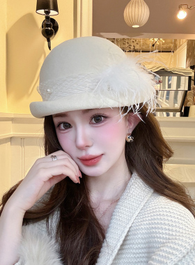 法式千金羽毛贝雷帽女羊毛卷边小礼帽秋冬复古显脸小毛呢帽蓓蕾帽