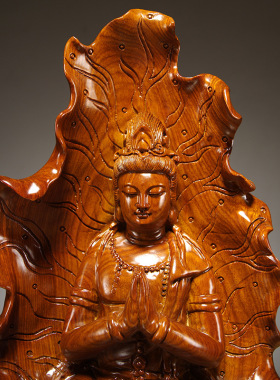 花梨木雕刻莲叶坐式南海观世音菩萨佛像摆件家居客厅玄关手工艺品