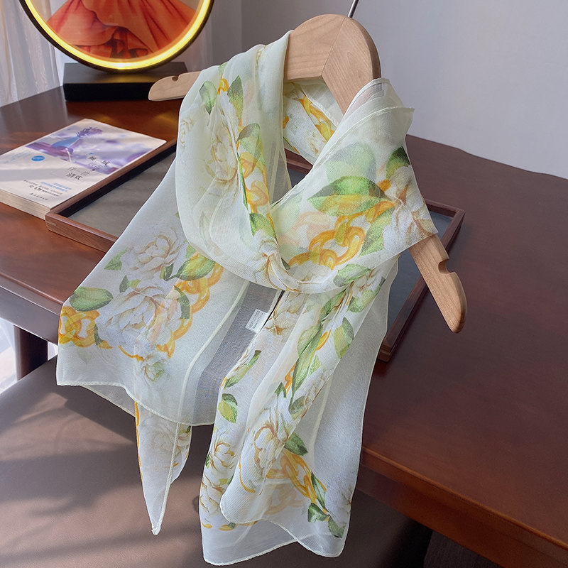 乔琪纱印花丝巾女春秋纱巾薄款围巾妈妈护颈防晒披肩淡雅轻盈透气,淘宝优惠券,粉丝福利购,淘宝优惠卷
