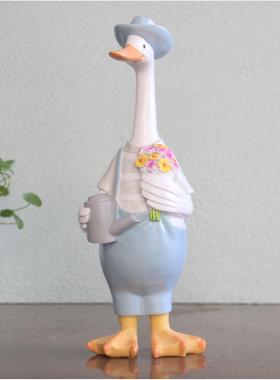 跨境新品创意卡通仿真鸭子家居花园庭院摆件树脂动物手工彩绘工艺