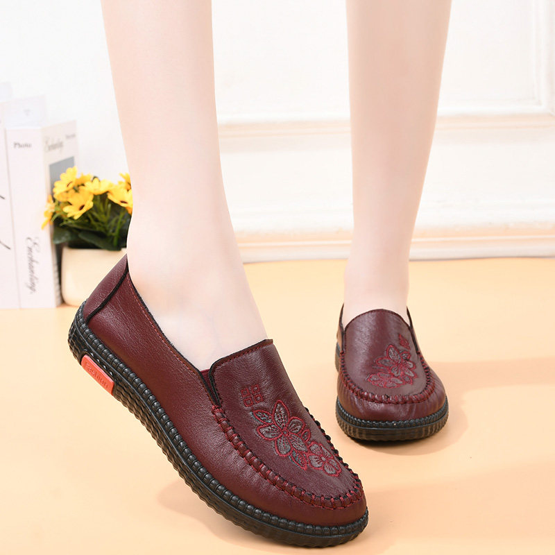 老北京布鞋女休闲平底单鞋中老年软底舒适妈妈鞋刺绣乐福鞋一脚蹬,淘宝优惠券,粉丝福利购,淘宝优惠卷