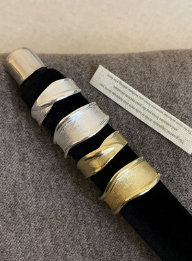 轻奢高级感几何弧形磨砂宽版戒指女个性独特精致时尚潮流指环戒子