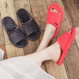 Новые волосатые христаллические бархатные дно -тапочки соединяют мужские и женские домашние домашние хозяйственные домохозяйства в тихом этаже весны, и осень и зима можно вымыть