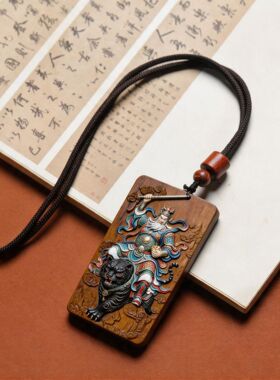 天然枣木黑虎赵公明武财神吊坠