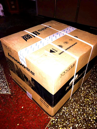 11 лет профессионального чистого плоского витрина старый магазин после 80,90 чувств Новый 17 -дюймовый Lenovo Crt Pure Flat Display