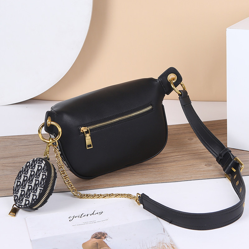 2020新款小ck真皮刺绣潮ins饺子包 蒂赛琳女士包袋