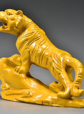 黄色木质老虎摆件实木雕刻十二生肖木头虎吉祥物木制装饰工艺品