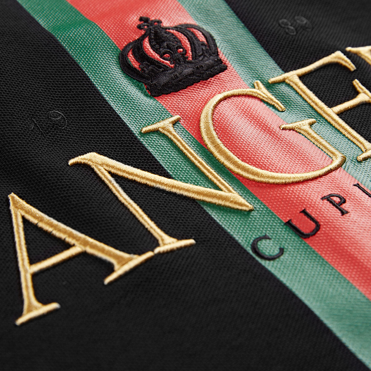  太平鸟男装outlets店Polo衫