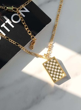LUVAJ镀金方牌项链情侣不掉色