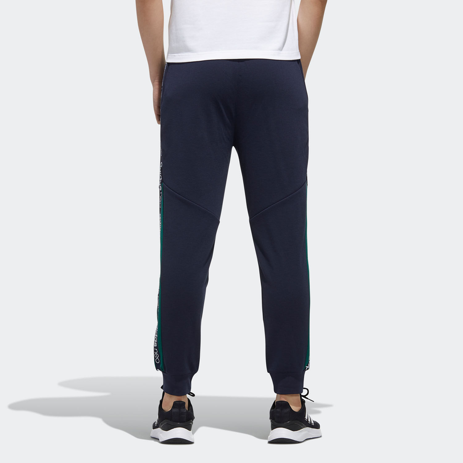 Adidas/阿迪达斯正品NEO男子串标收口裤脚休闲运动长裤FN6530,淘宝优惠券,粉丝福利购,淘宝优惠卷