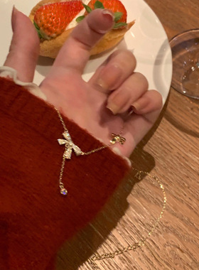 设计感蝴蝶结流苏钛钢项链女轻奢小众吊坠锁骨链百搭高级感配饰品