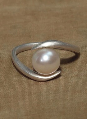 珠珠出逃人工珍珠戒指复古精致文艺简约轻奢个性氛围开口调节包邮