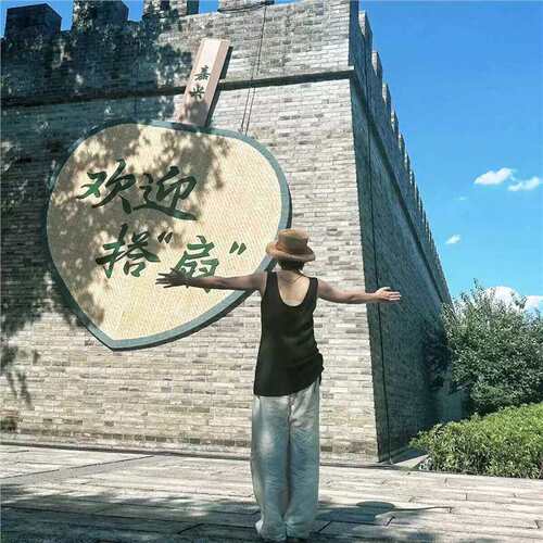 超大号城楼蒲扇装饰定制古镇街区打卡夏季清凉布置城门楼美陈道具 - 图0