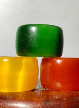 古玩实木料花梨木雕刻镶嵌贝壳宝珠扳指盒送友佳品三色猫眼送礼