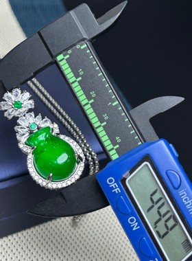 玉石高冰种正阳绿辣绿色镶嵌富贵福瓜葫芦吊坠子项链