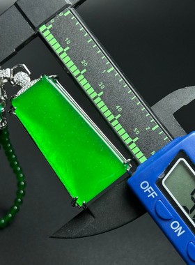 缅甸翡翠色冰种紫罗兰镶嵌牌子吊坠平安无事牌满紫色玉石坠子女款