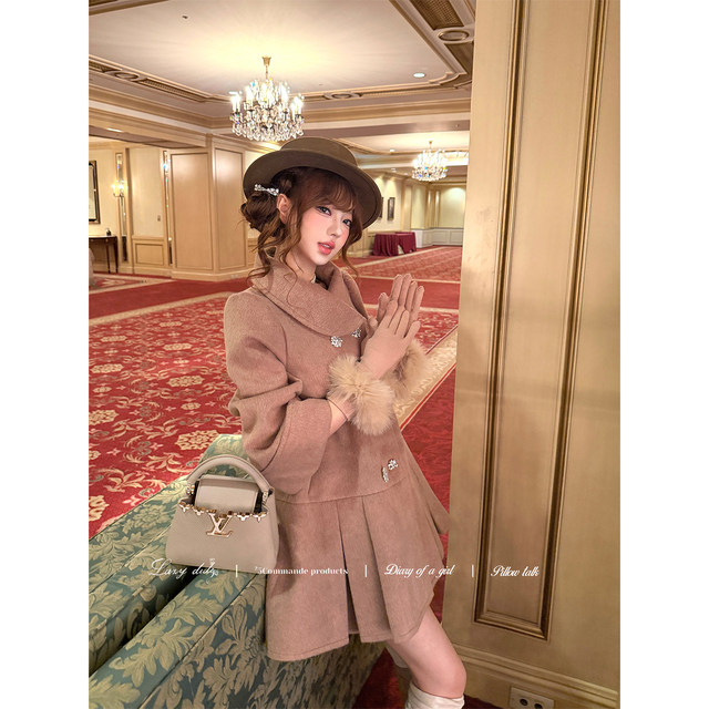 Lazy Didi Kyoto Snow Lane Wool Coat Accordion Pleated Cloak Wool Jacket Retro Retro Silhouette