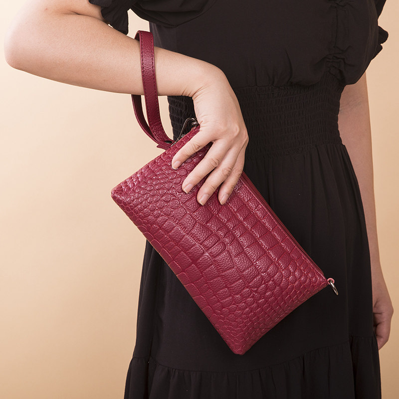 姿狄真皮手拿包女2020新款斜挎包 姿狄女士包袋