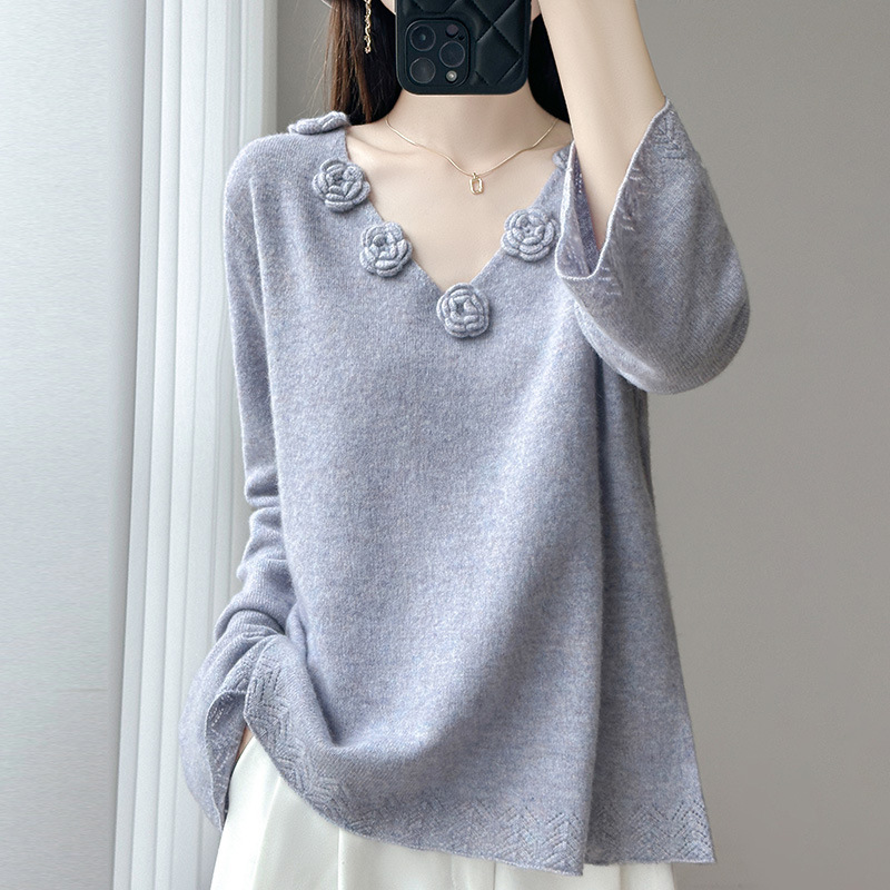 秋冬季立体花朵喇叭袖V领100纯羊毛衫女设计感时尚显白针织打底衫 - 图1