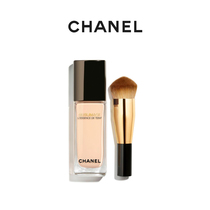 (New Years gifts) CHANEL Chanels luxurious and refined powder underliquid to nourish the flawless