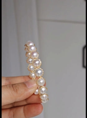 缠枝绕珠绞丝镯淡水无核珍珠绞丝手镯麻花包边记忆钢圈珍珠手链