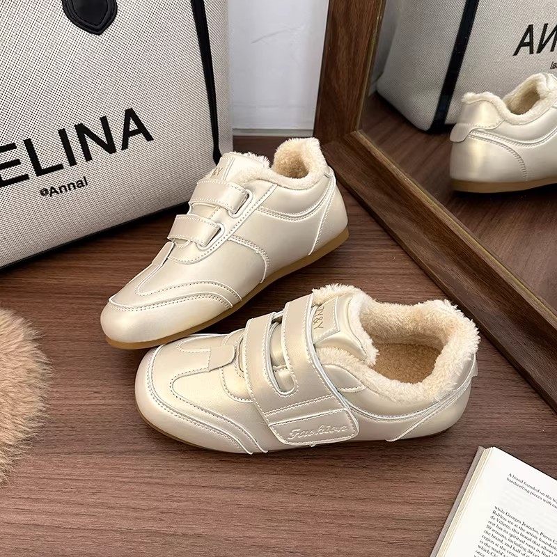 复古加绒小白鞋女款2025新款冬季平底运动德训鞋内增高魔术贴棉鞋,淘宝优惠券,粉丝福利购,淘宝优惠卷