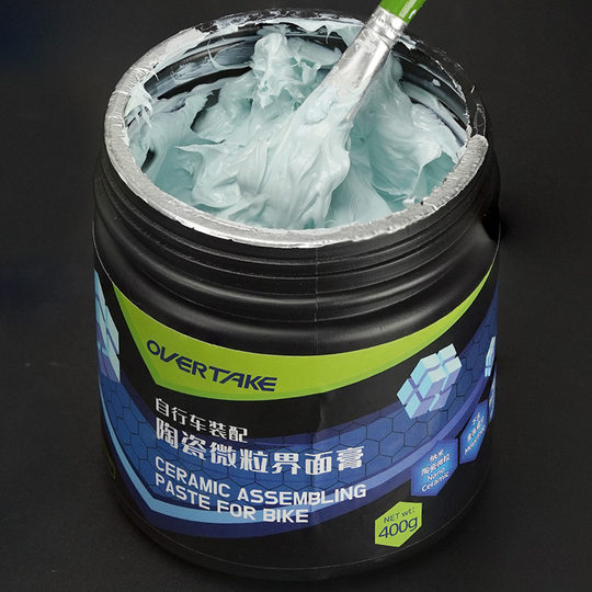 Ceramic interface grease removes noise and water resistance for bicycle assembly
