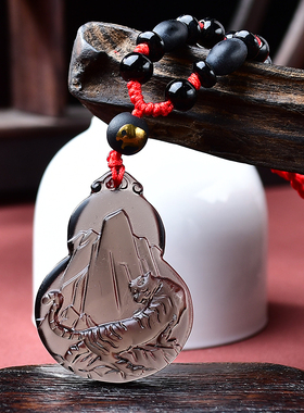 2026年属猪人佩戴吉祥挂件