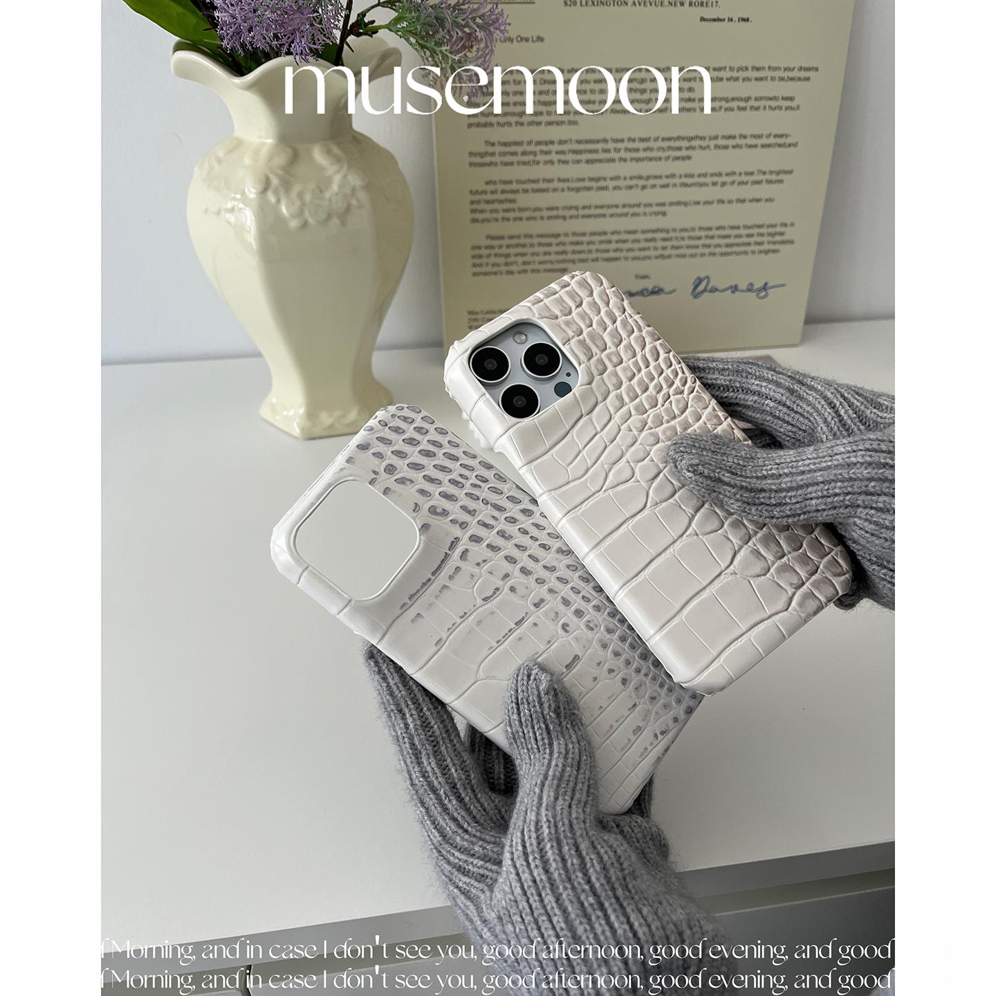 MUSEMOON 高级喜马拉雅鳄鱼纹半包硬壳手机壳渐变皮质灰白色鳄鱼纹适用苹果16/17proMax/iPhone14/13气质小众