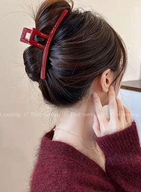 高级感红色抓夹女2023新款后脑勺小号半扎发量少鲨鱼夹圣诞包邮