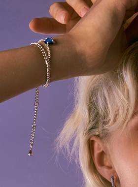 氛围感金属框手链日常简约仙气