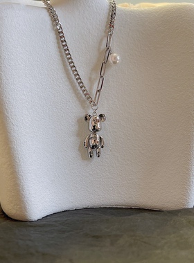 欧比雅比防过敏不掉色时尚小熊项链女2025新款潮短款颈链毛衣链