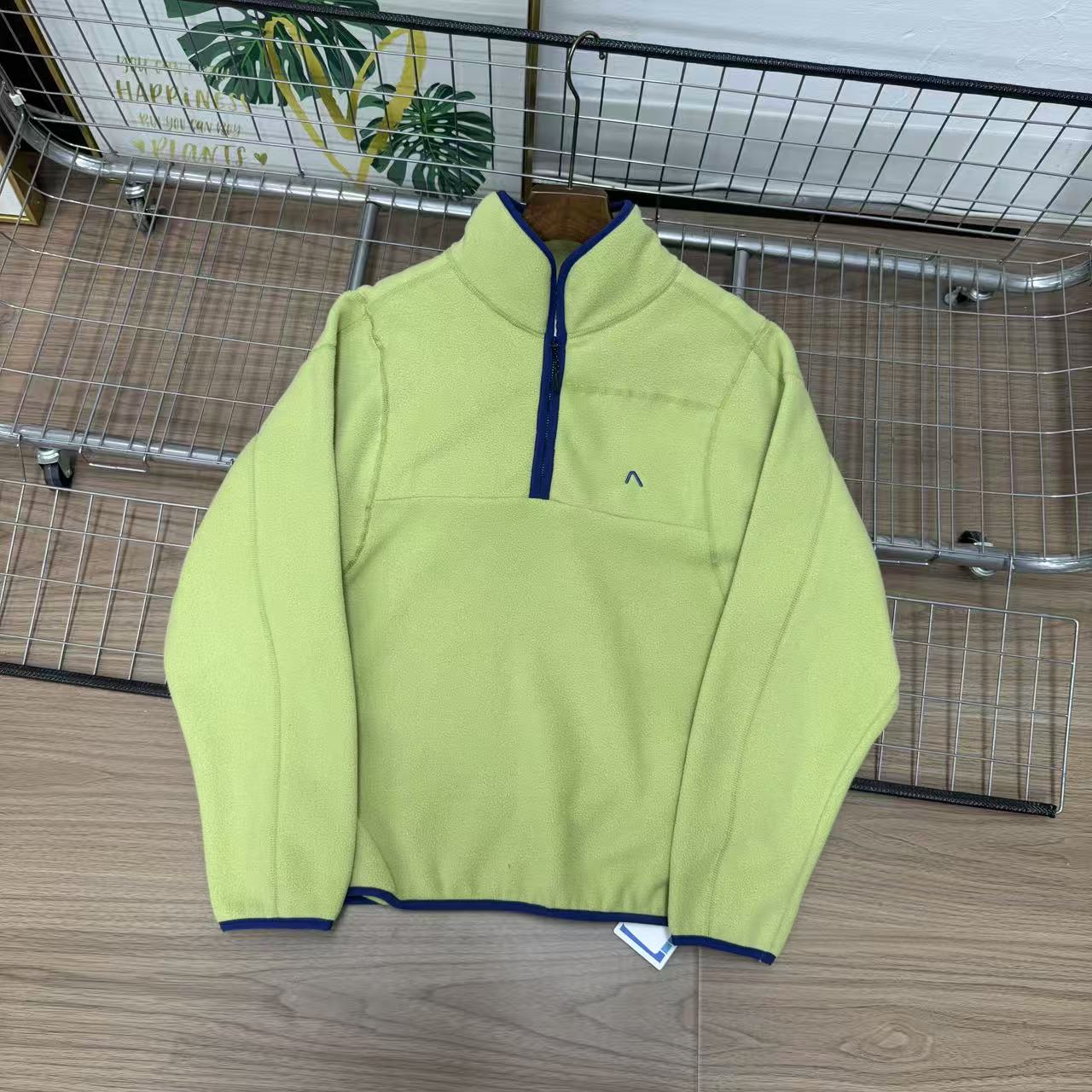 户外立领设计感半拉链开襟柔软亲肤双面摇粒绒加后情侣撞色卫衣 - 图0