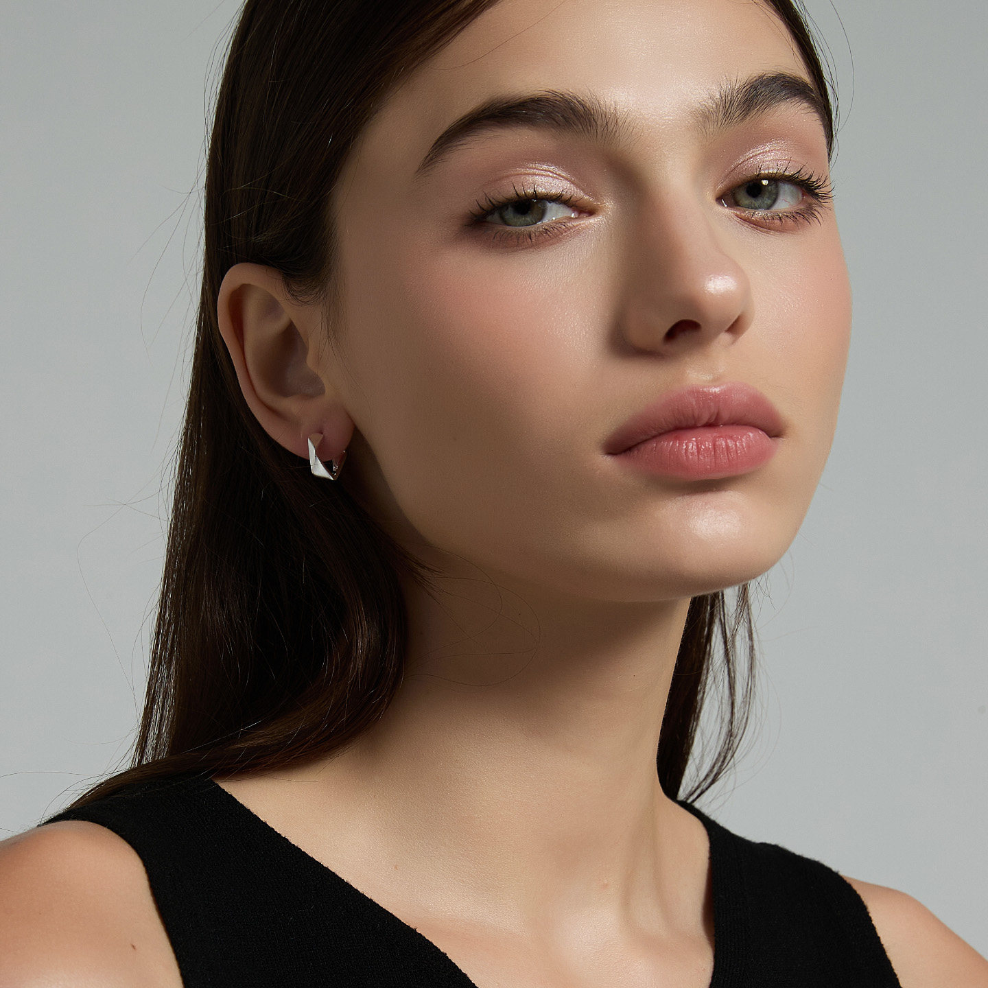 JUTIAN S925纯银方形几何面耳环女小众高级轻奢气质微哑光耳饰,淘宝优惠券,粉丝福利购,淘宝优惠卷