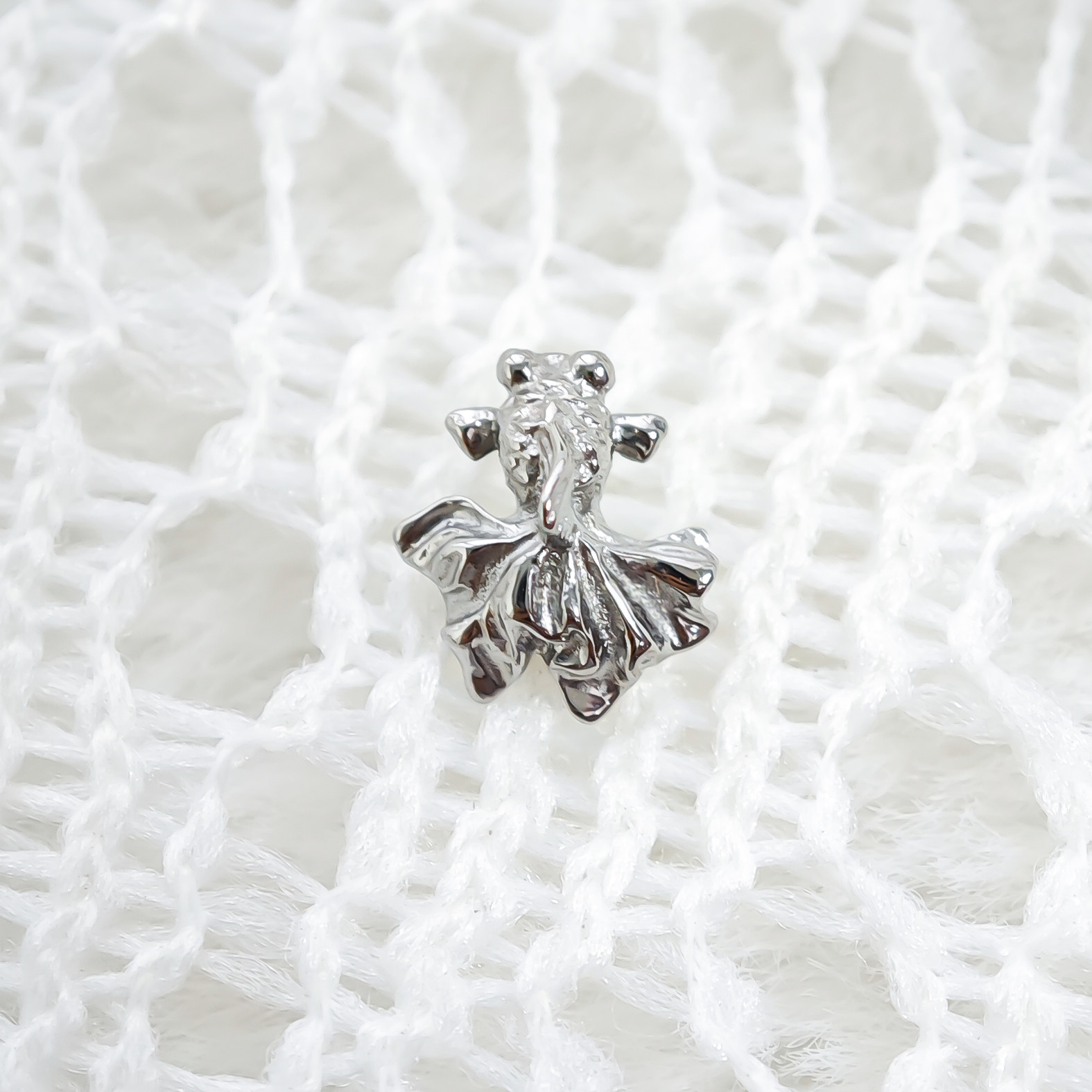 星钛 金鱼F136钛合金迷你可爱生动内螺旋穿刺耳饰耳钉耳骨钉 - 图0