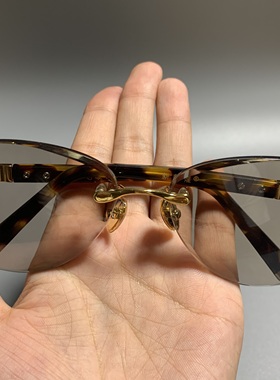 东海老料石头眼镜中老年清凉男