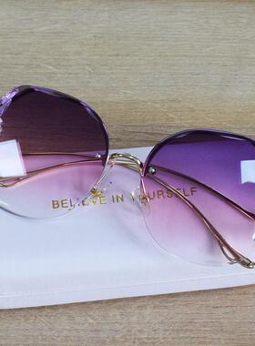 2021年新款渐变镶钻无边框太阳镜女圆脸 原创设计手工墨镜