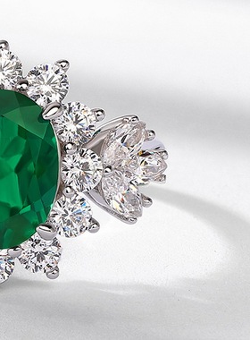 新款个性培育祖母绿戒指女时尚气质S925银渡18K金PT950铂金戒指