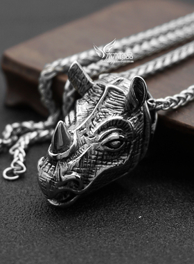 欧美时尚超个性犀牛头吊坠动物挂饰韩版潮男挂件钛钢项链不退色