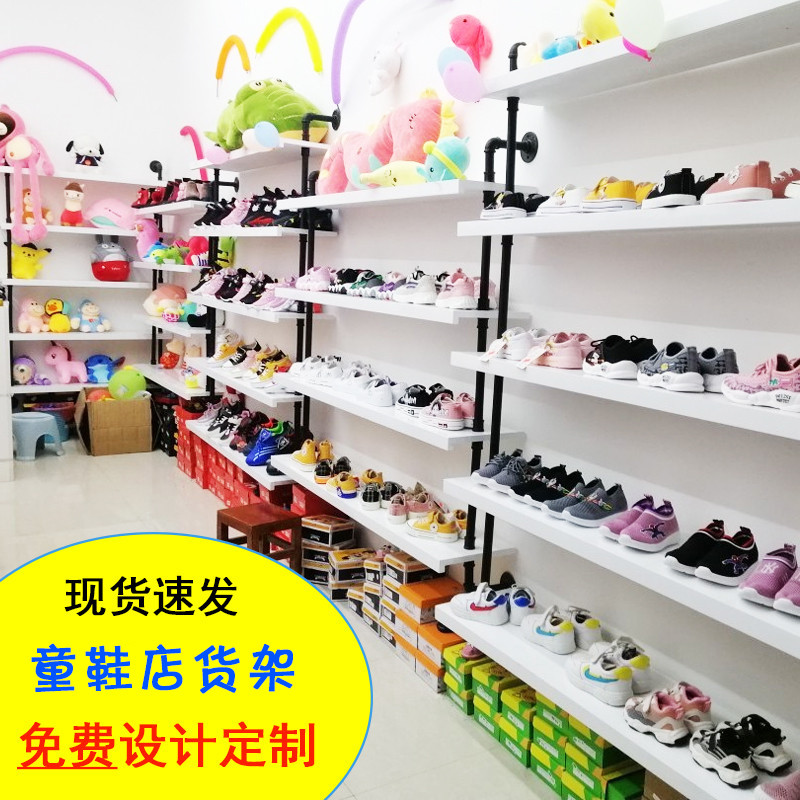 台中 童鞋專賣店推薦 寬奕童鞋 挑鞋試鞋還有老闆專業介紹 當季品牌童鞋全面買1送1 喬喬姊姊v S小松弟