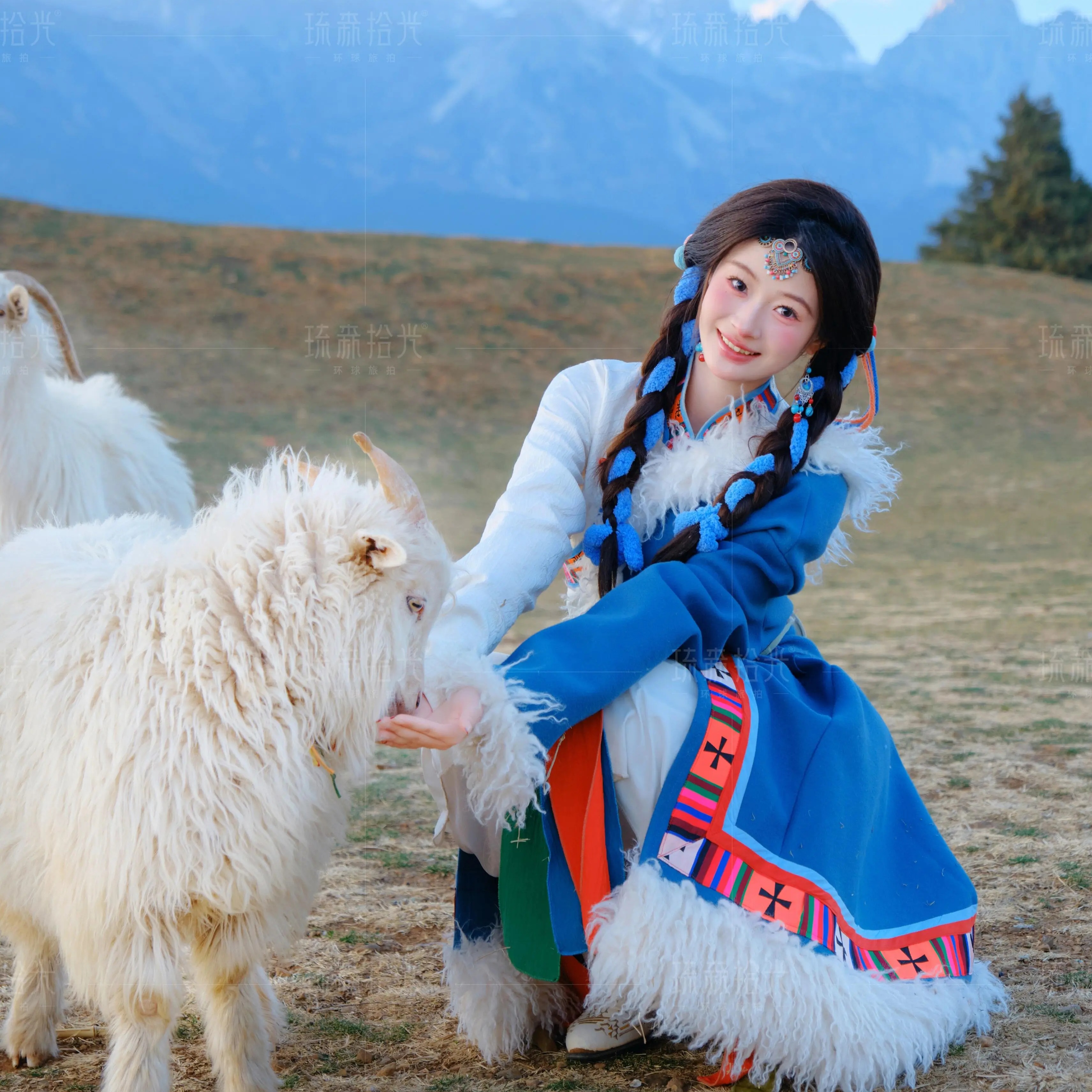 藏服女西藏少数民族风藏袍白鹿同款云南长袍蓝色藏族演出服装异域 - 图1