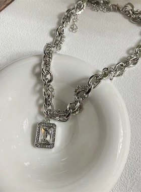 小众设计感缠绕链条水晶项链百搭锁骨链高级感ins风简约项饰品女