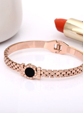 欧美气质配手表钛钢手镯黑色宝石装饰玫瑰金手环潮人镯子首饰品女