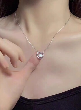 莫比乌斯环项链轻奢感小众设计吊坠锁骨链时尚百搭简约通勤少女风