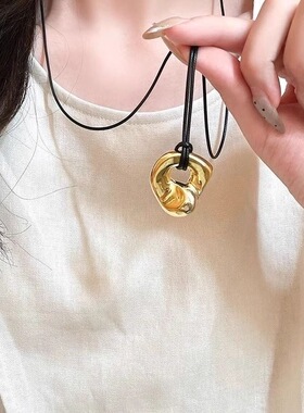 日系极简时尚轻奢小众复古抽象