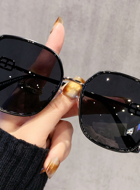 大框偏光防紫外线墨镜女方圆脸