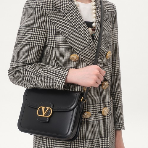 [季末优惠]华伦天奴VALENTINO女士 9TO5 牛皮革手袋单肩斜挎包 - 图1