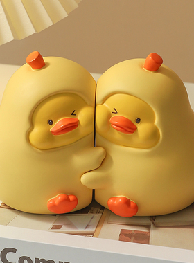 热销创意可爱抱抱梨书立书架摆件家居客厅卧室酒柜书档桌面装饰品